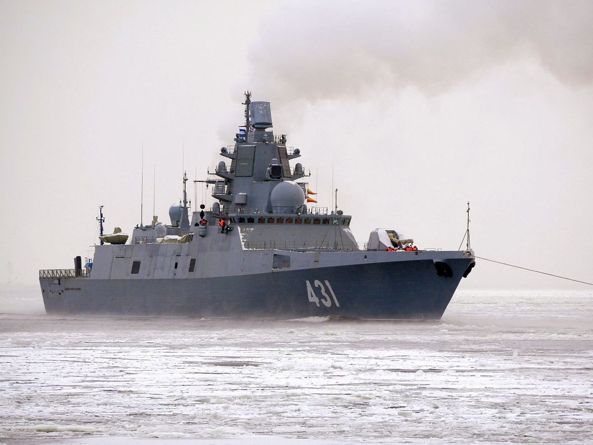 La Marine russe a reçu la nouvelle frégate Amiral Kasatonov du Projet 22350 © Severnaya Verf