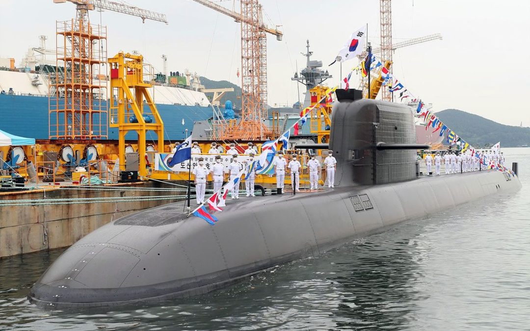 Le sous-marin SS 083 Dosan Ahn Changho du type KSS-III admis au service actif