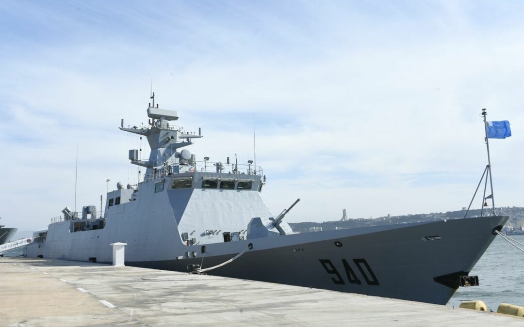 La marine algérienne a officiellement mis en service la corvette El Moutassadi (940)