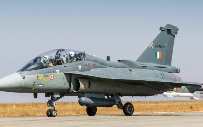 L’Indian Air Force (IAF) a réceptionné le premier des huit Tejas Mk 1 biplace